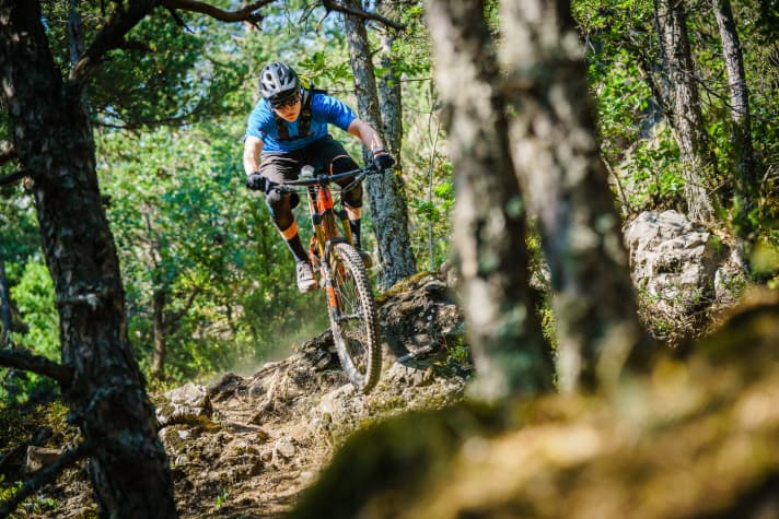   Wir konnten das neue Orbea Rallon bereits auf den staubigen Trails in den Pyrenäen testen.