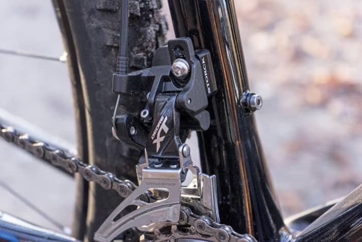   Storck relies on direct mount front derailleurs, but dispenses with the Boost standard.