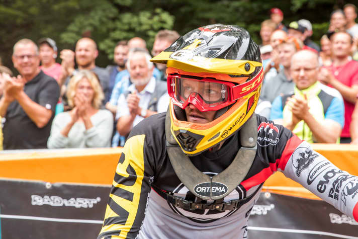   Benny Strasser gewann das Rennen der Männer-Elite. Der DM-Titel ging trotzdem an jemand anderen.