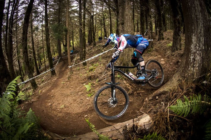   Josh Carlson is already stepping on the gas on the new Reign. Ironically with a 180 lyric.