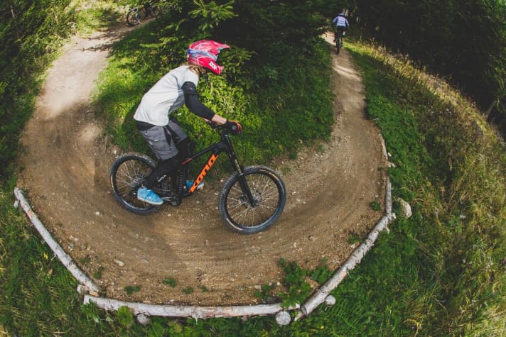   A good combination of roots, berms and a few jumps awaits you on the Supernatural.