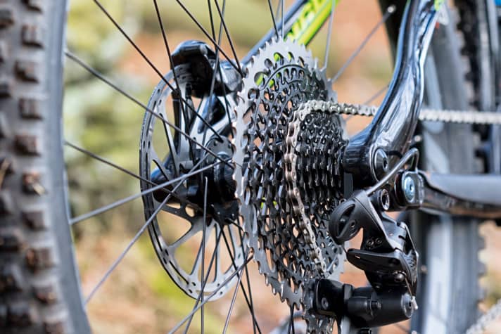   Norco Range C 9.2: Eagle. Some competitors only offer this luxury on the even more expensive top models.