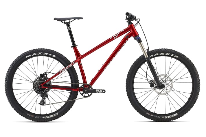   Schon für 1099 Euro gibt es das Commencal Meta HT AM Origin mit leich abgespeckter aber immer noch funktionaler Ausstattung.