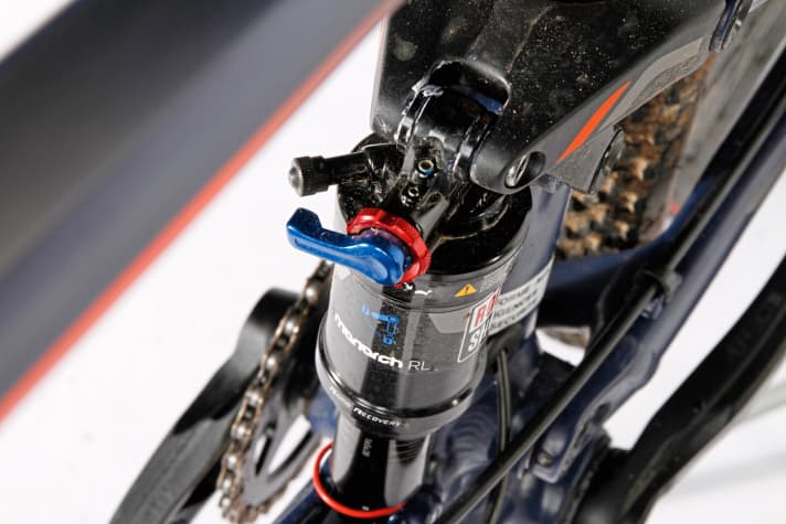   1. on all bikes you can lock out the shock or at least set a platform with increased compression. On the Transalp and on bikes with Fox suspension you even have a third platform setting between lockout and completely open.