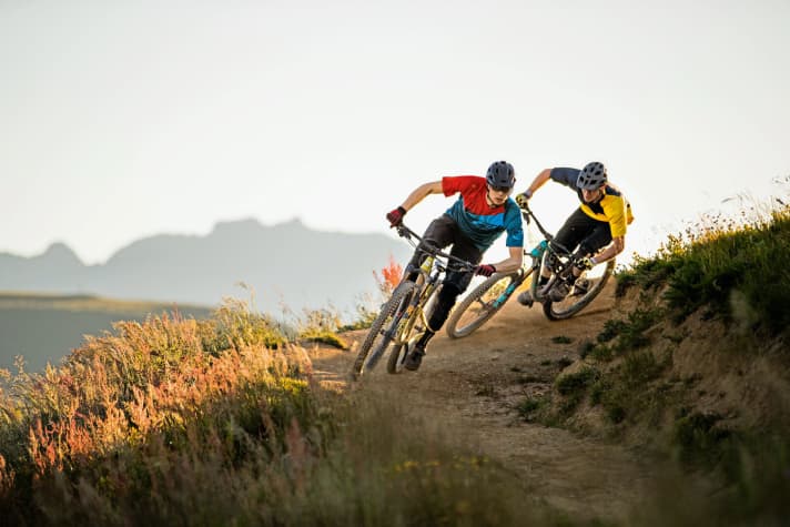   In the days leading up to the race, the bikes were tested until the sun disappeared behind the 3330 metre high Pic Blanc.