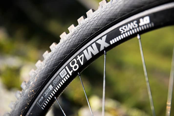   Yeti SB-6 T-Series: Despite the aluminium rims, the Yeti had the lightest wheelset in the test field.
