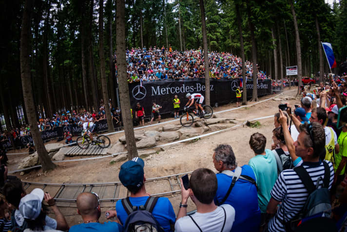   One of the bigger rock gardens on the circuit, the Mercedes Benz Rock-n-Roll. It was Sam Gaze's undoing. Schurter in front, followed by van der Poel and the BMC riders Forster and Carod.