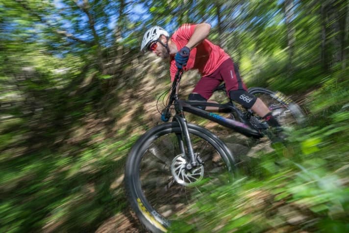   Wir konnten das neue Bold-Bike bereits auf den Trails rund um Riva fahren.