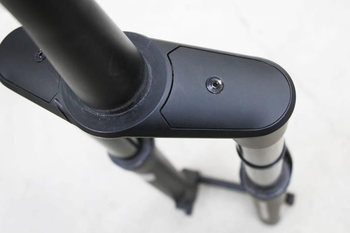   As you can see, you can't see anything. For reasons of appearance, all adjustment options have been covered.