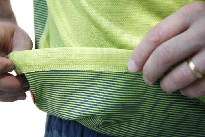   If one side is soaked with sweat, you can simply turn the Moab shirt inside out.