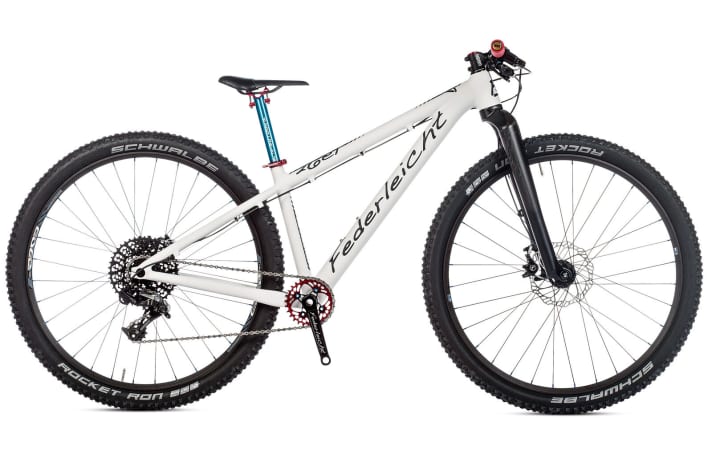Featherlight 26er