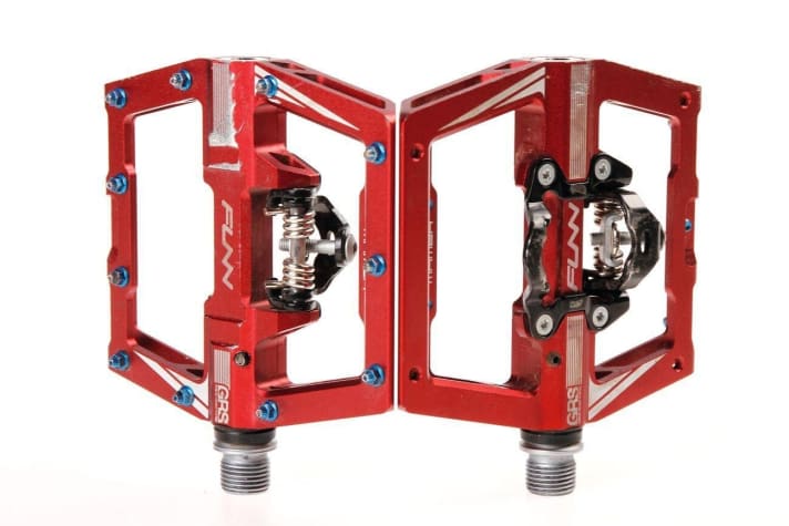 The Funn Mamba with one-sided click mechanism.
