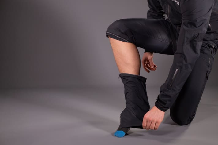   Zip-off: the legs can be removed with a zip.