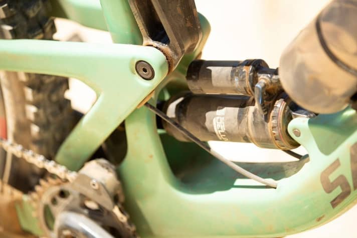   Like the Bronson or Nomad, the rear linkage of the Megatower is just above the bottom bracket.