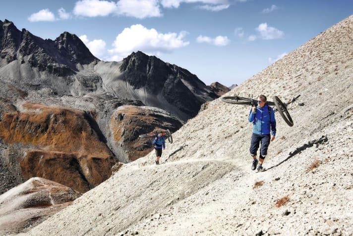 Die anschließenden 2,5 Kilometer nach Mathon sind Wanderern vorbehalten.