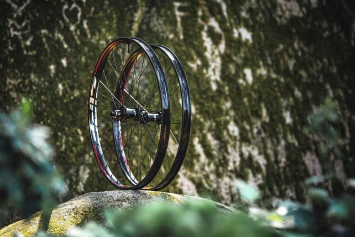   The new Zipp 3Zero Moto carbon wheelset for enduro bikers.
