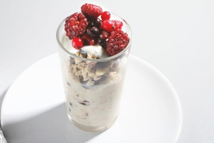   In the summer months, you can also replace the apples and pears in the wholemeal muesli with fresh berries.