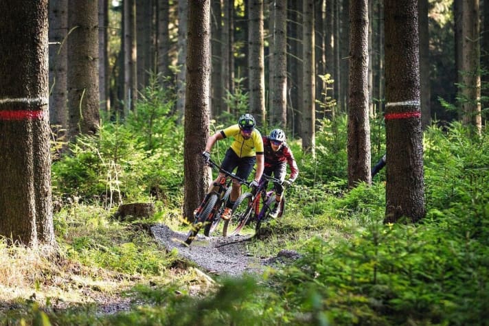   Für einen Marathon und ein Enduro-Rennen geben die Strecken und Trails im und rund ums Trailcenter Rabenberg einiges her.
