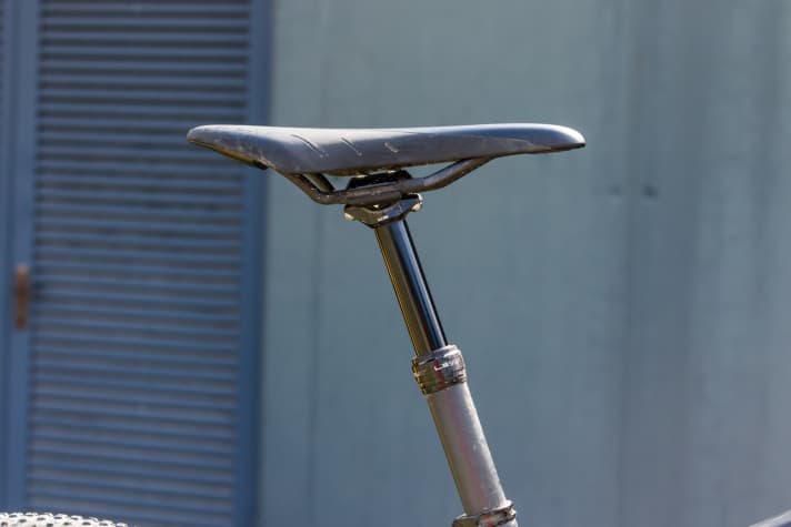   In keeping with NS Bikes' company philosophy, the Marathon Fully also comes with a telescopic seatpost with a 100 millimetre stroke.
