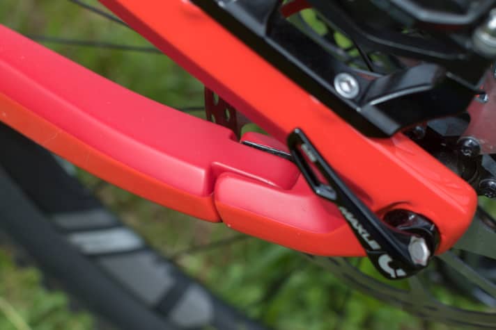   Visually tidy: The pivot points on the carbon rear triangle of the new Conway WME are barely recognisable from the outside.