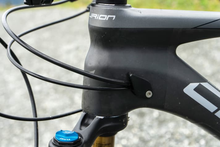   Detail Centurion Backfire Carbon 4000