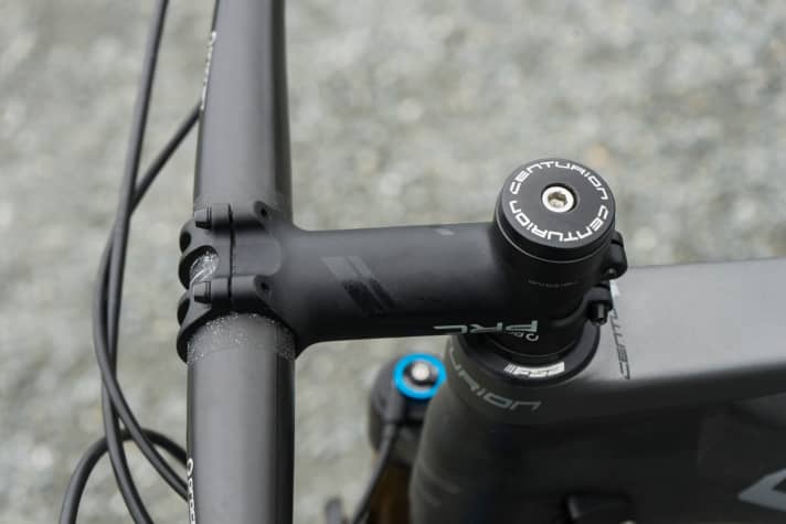   Detail Centurion Backfire Carbon 4000