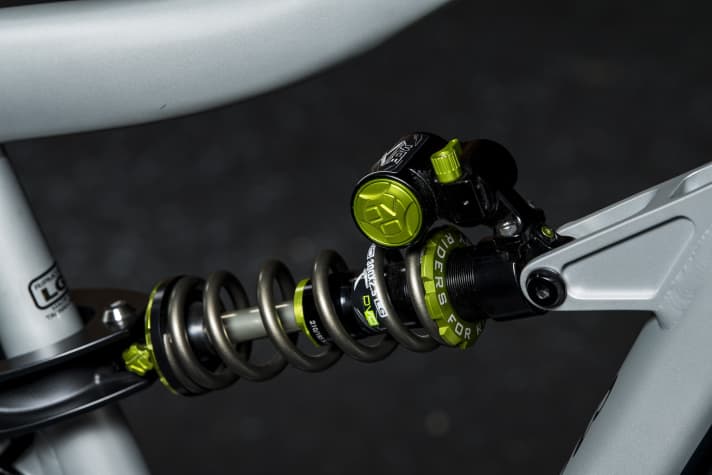   The rear triangle is also designed for steel shocks. The upgrade costs just 100 dollars.