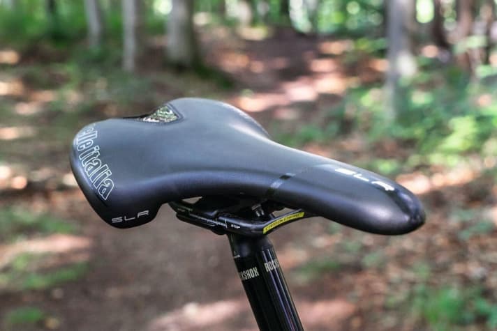   Koba Trailtool ND 29: Der Selle-Italia-Sattel ist sehr rutschig und bietet dem Fahrer gerade in steilen Anstiegen wenig Halt.