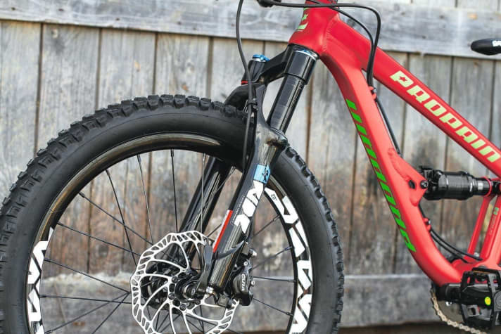 Suspension fork on a children's bike: Up to a size of 20 inches, suspension makes little sense.