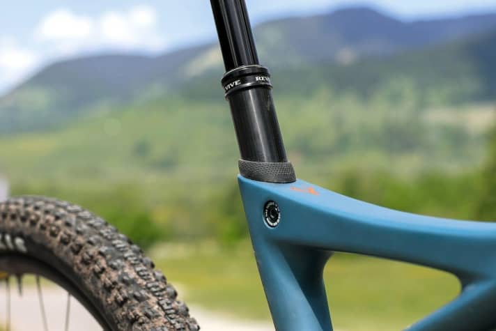   Whyte S-120C Works: The seatpost clamp has been discreetly integrated into the frame and additionally sealed.