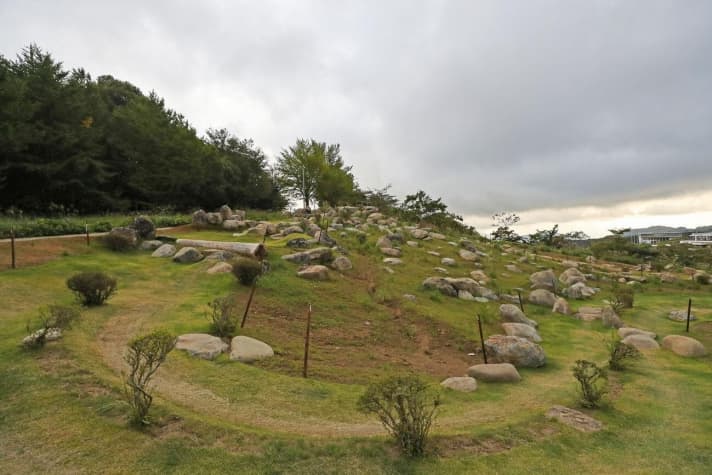   In October 2019, the test race took place on the Olympic MTB track in Tokyo. Manuel Fumic finished eighth in the Olympic dress rehearsal, while Elisabeth Brandau came 21st.