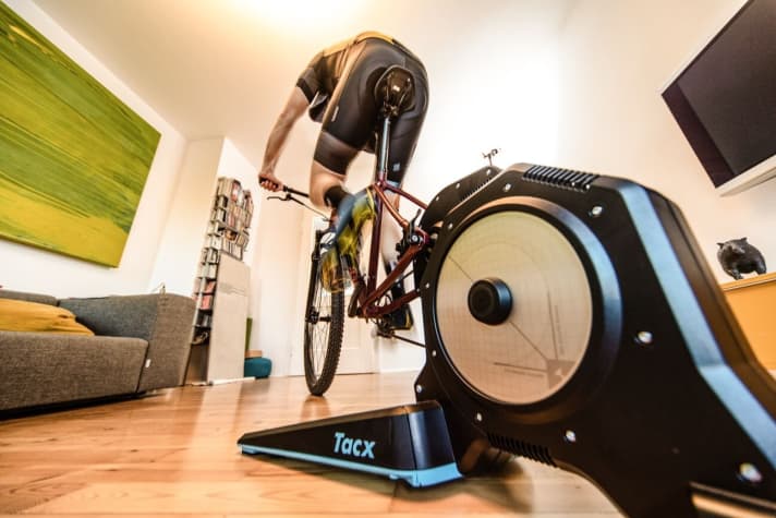 Roller trainers are the big winners in times of coronavirus.