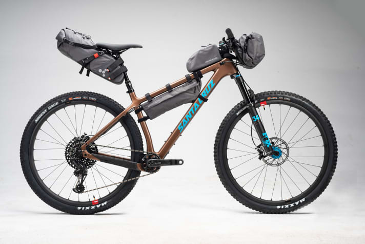 Geosmina has committed itself to a new design for its saddlebags. The result: more stability and durability.
