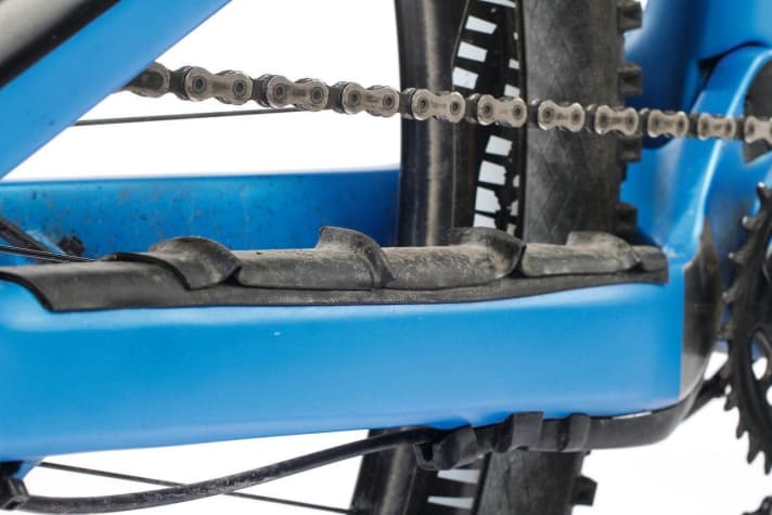   Slapper tape against paint damage and noise on the rear triangle