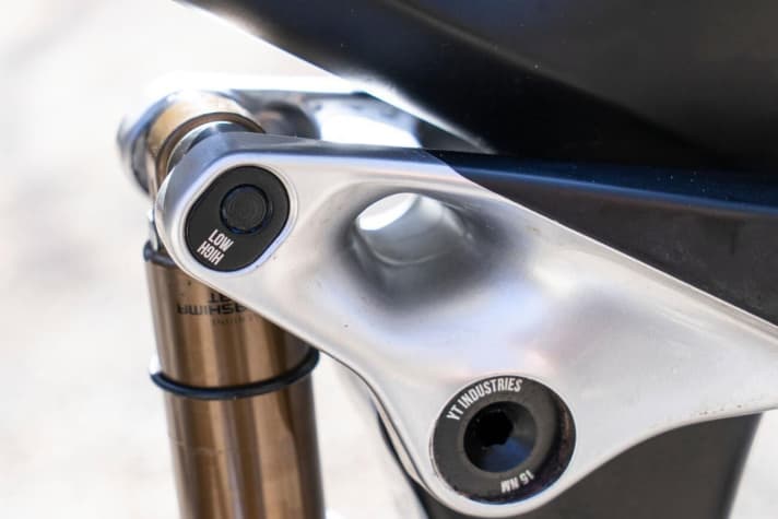   Ein Flipchip in der Alu-Wippe ermöglicht eine minimale Änderung der Geometrie.