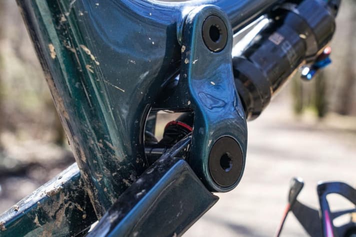   The multi-link has large bearings.