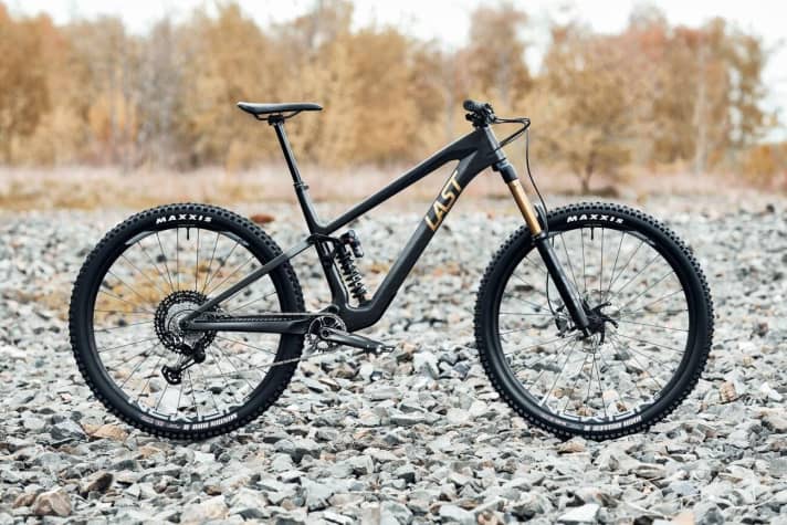   The Last Tarvo frame will cost 3599 euros, while the complete bike will cost at least 5799 euros.