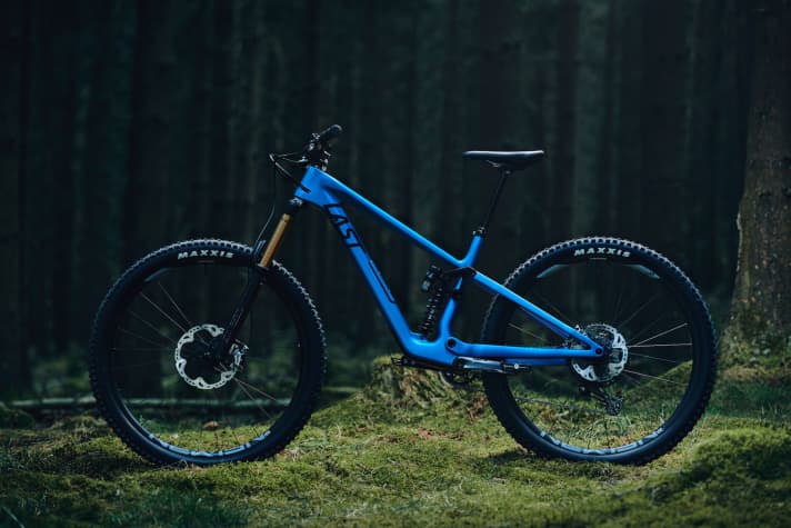   29-inch front wheel, 27.5-inch rear wheel: the Tarvo can also be ridden as an MX version or mullet bike.