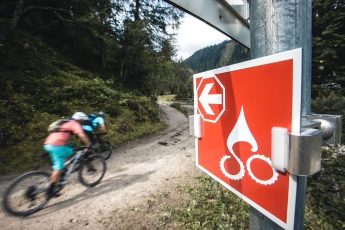   Perfekt gerüstet mit dem <a href="http://www.stoneman.bike/bsgt-20" target="_blank" rel="noopener noreferrer nofollow">Starterpaket</a> : Über das Finden der Route und die Navigation muss man sich damit keine großen Gedanken machen.