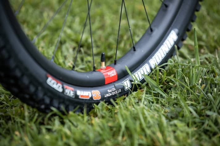   Santa Cruz has given the two top models its coveted Reserve wheels.