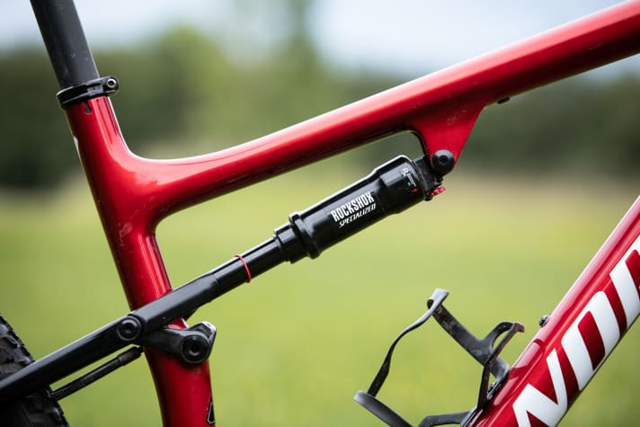   No longer on the damper this year: the Autosag valve.