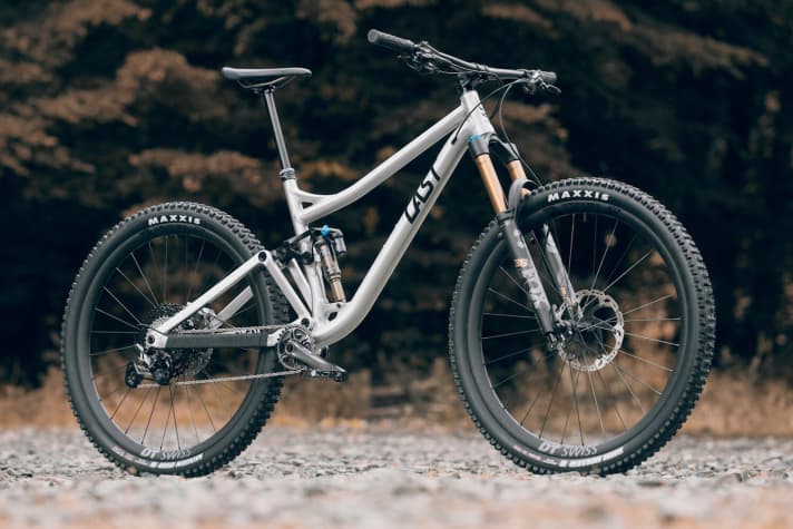   For the new Glen, Last recommends suspension forks with 150 millimetres of travel, with a maximum of 170 mm forks permitted.