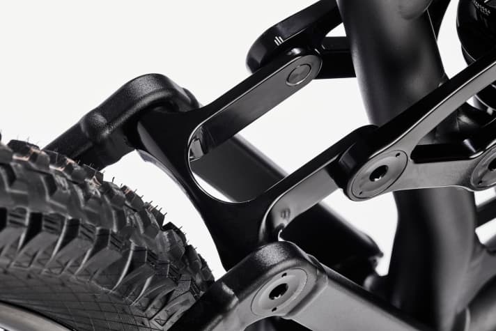   For the Coal and Glen, Last relies on full complement, stainless steel, sealed deep groove ball bearings.