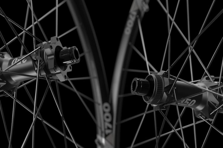   Tool-free maintenance is one of the strengths of the DT 350 hubs.