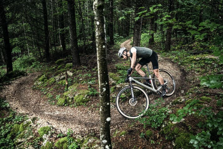   Mit den leichtesten Hardtails am Markt kann BMC mit dem Twostroke nicht mithalten. Dafür soll es bergab punkten.