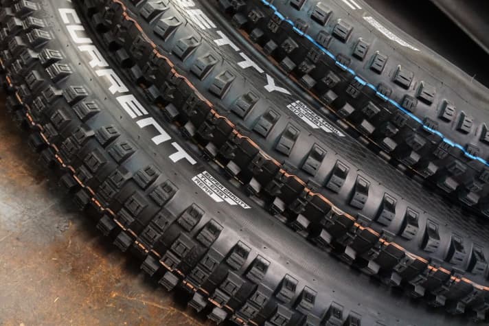   Super Gravity, Super Trail and Super Ground are the names of the new carcasses that are particularly relevant for trail bikers and touring riders. Schwalbe has new profiles for 2021 under the names Big Betty and Nobby Nic.