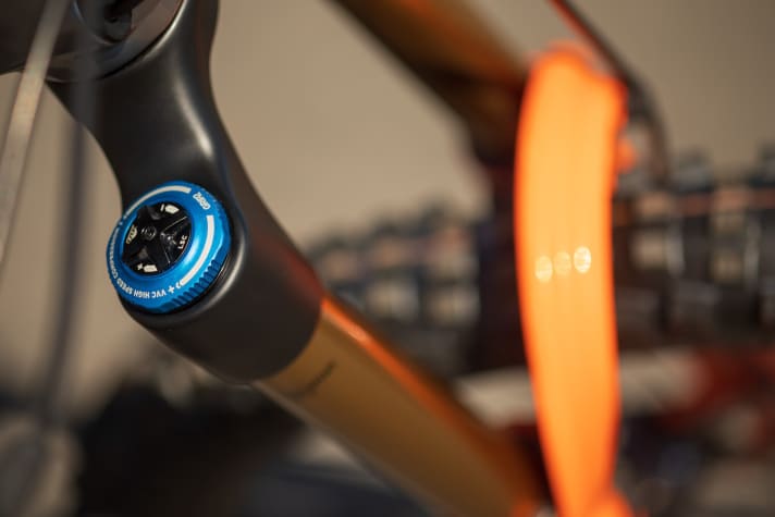   Mit Grip2-Kartusche und 160 Millimeter Federweg.