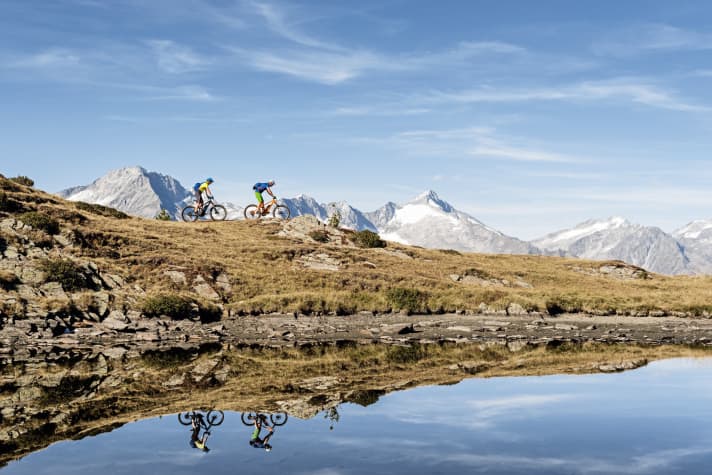   Idyll in the mirror: The scenery of the Speikboden in the Tauferer Ahrntal valley - nestled between the Dolomites and the main Alpine ridge - can be seen twice.