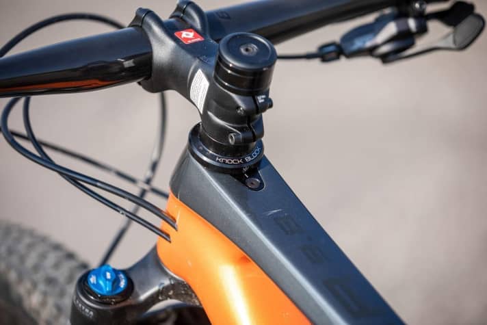   The tried-and-tested Knock Block headset can now be turned four degrees in any direction.