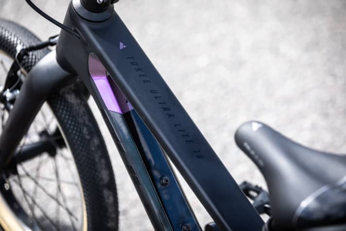 The Tokee Ultra Lite 16 from Bulls: a carbon speedster for young bikers around 1.0 metres tall.